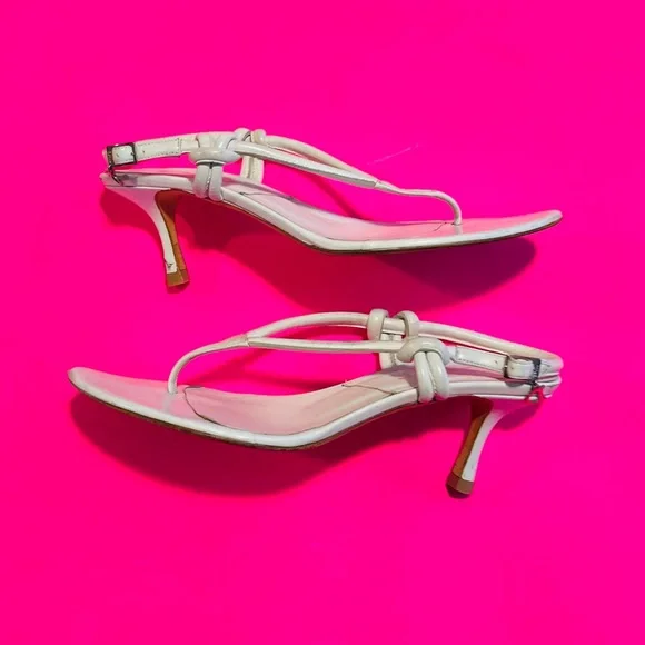 Christian Dior Women’s White Leather Thong Heels Size 37.5 - Picture 4 of 8